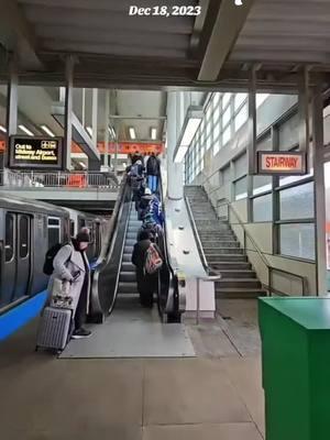 #chicago #midway #airport #cta #midwayairport #transit #train #orange #orangeline #escalator #onthisday #spedup 