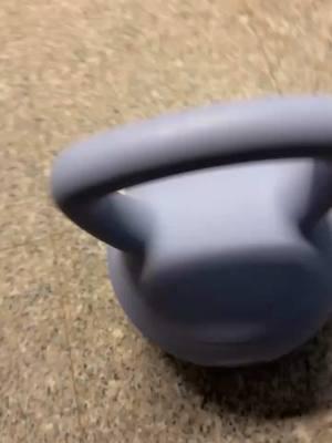 Get that workout in with this kettleball now ! Sales are crazy! #tiktokholidayhaul #tiktokshopholidaydeals #kettlebellworkout #kettleball #kettlebell #kettlebelltraining #homeworkoutsforwomen #chillaxwitsoso #itzbigbadd #merachkettlebell 