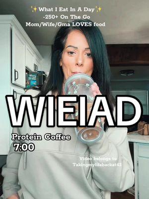 WHAT I EAT IN A DAY #whatieatinaday  #whatieat #onthego #mom #wife #protein #breakfast #lunch #dinner #myday #reels #fyp #foryoupage #shopping #merrychristmas #snack #water #coffee #beforeandafter #transformation #wieiad @Skinny Mixes @BUILT.BAR @Javvy Coffee @Premier Protein #drinks #myjourney 