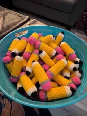 70 crochet pencils for my son’s staff and admin as a surprise xmas present! @Sarah Zimmerman pattern :) @JOANN ® Bug Twist yarn! #repeatcrafterme #bigtwistyarn #crochetersoftiktok #crochet #crochettiktok 