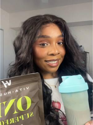 My favorite part about this protein is how tasty it is💗💗 #vitahustle #vitahustleproteinpowder #proteinshake #proteinpowder #superfoods #nutrition #fypシ 