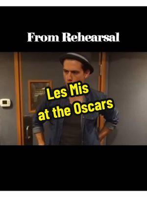 From casually slipping his phone back in his pockeg during rehearsal to owning the stage with his strut. Two iconic Les Mis Oscars Moments 🇫🇷 #aarontveit #tveittok #tveitnation #musicaltheater #lesmiserables #lesmiserablesmusical #lesmiz #eddieredmayne 