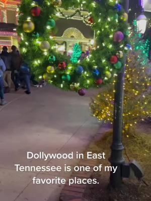 Dollywood is magical during Christmas. #onthisday #dollywood #easttennessee #smokymountainchristmas 