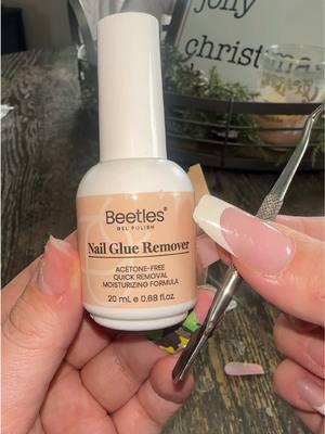 The BEST nail glue remover!! @BeetlesGelPolish  #nailglueremover #diynailsathome #nailremover #nailremoval 