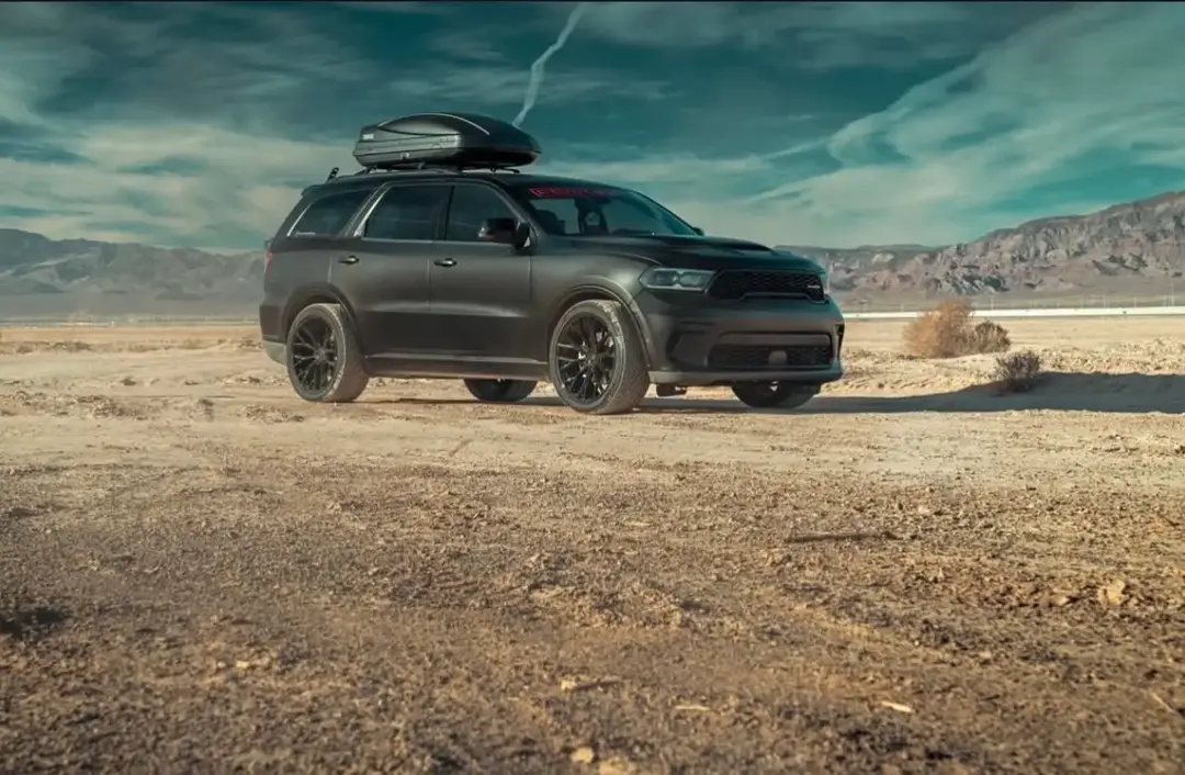 This Dodge Durango is a staple, matched with Ferrada FR9 in Obsidian Black, this murdered out combo stands out! Ferrada FR9 - Obsidian Black 22x10.5 | 22x10.5 Dodge Durango - @keylessmediagroup #ferradawheels #teamferrada #ferradafr9 #dodge #durango