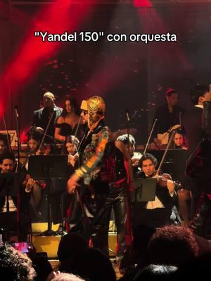 Yandel interpretó #yandel150 con una orquesta sinfónica #orquesta #yandel #yandelsinfonico #adriennearshtcenter #miami #fyp #parati 