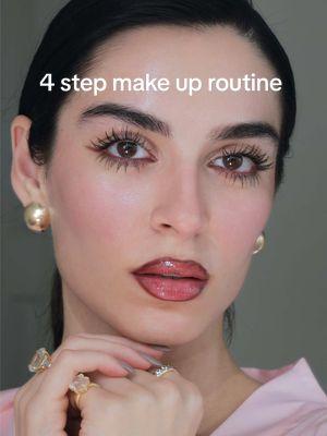 4 steps to flawless: quick, easy, and effortlessly glowing✨✨✨ Using: @Clarins USA double serum @Hourglass Cosmetics tubing mascara @Charlotte Tilbury eyeliner  #clarinspartner#makeup#glowymakeup