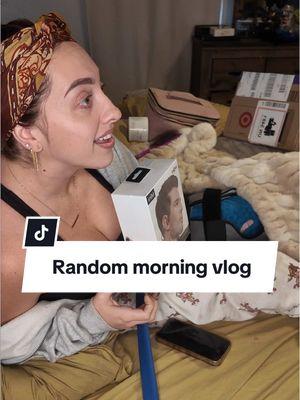 A lil vlog in my bed lol Giving my husband an early christmas present! #runningheadphones #christmasgift #husbandgift #kneesurgery 