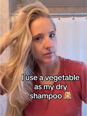 10/10 most likely never buying dry shampoo again!! So much in the bag compared to what came in my dry shampoo I used to buy monthly. I got this at my local grocery store 🫶🏻 ⠀⠀⠀⠀⠀⠀⠀⠀⠀ #dryshampoohack #homemadedryshampoo #diydryshampoo #naturalbeautyproducts #nontoxicbeautyproducts #nontoxicbeauty #nontoxicliving #hollisticwellness 