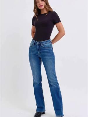 All New Judy Blue Boot Cut Jeans 🤠 Thermal Boot Cut Jeans With Pocket Stitch 😍 Now online and instore Open 12-8PM #thechandelierroseboutique #nataliatexas #shoplocal #shopsmall #judybluejeans #judyblue #bootcutjeans #bootcut #westernfashion #westernwear #westernstyle 