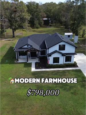 What do you think 👀 This 4 Bed, 3 full bath home was built in 2022 by Central Florida award winning builder, Kevco Builders. Looking to build a home👇🏼 📲813-382-2151 #modernhome #modernized #farmhouse #customhome #tamparealestate #tamparealtor 