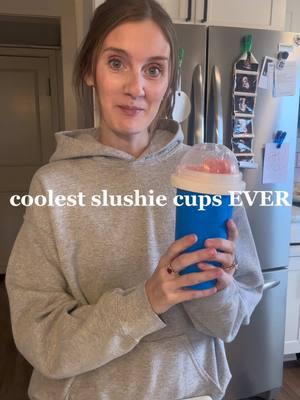 i was very skeptical about these but this is actually pretty legit lol #TikTokShop #tiktokshopfinds #slushiecup #snowcone #snowcones #slushie #christmasgiftideas #kidschristmasgifts #christmasgift #cheapchristmasgifts #relatable #fyp #foryou #foryoupage 