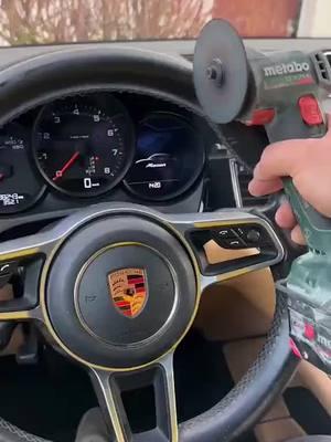 New steering wheel an upgrade? Video credit - @vw_seljaci #porsche #christmas #newyear #holidays #911 #cayenne #panamera #gt3 #happynewyear #happyholidays #macan #911turbo #xmas