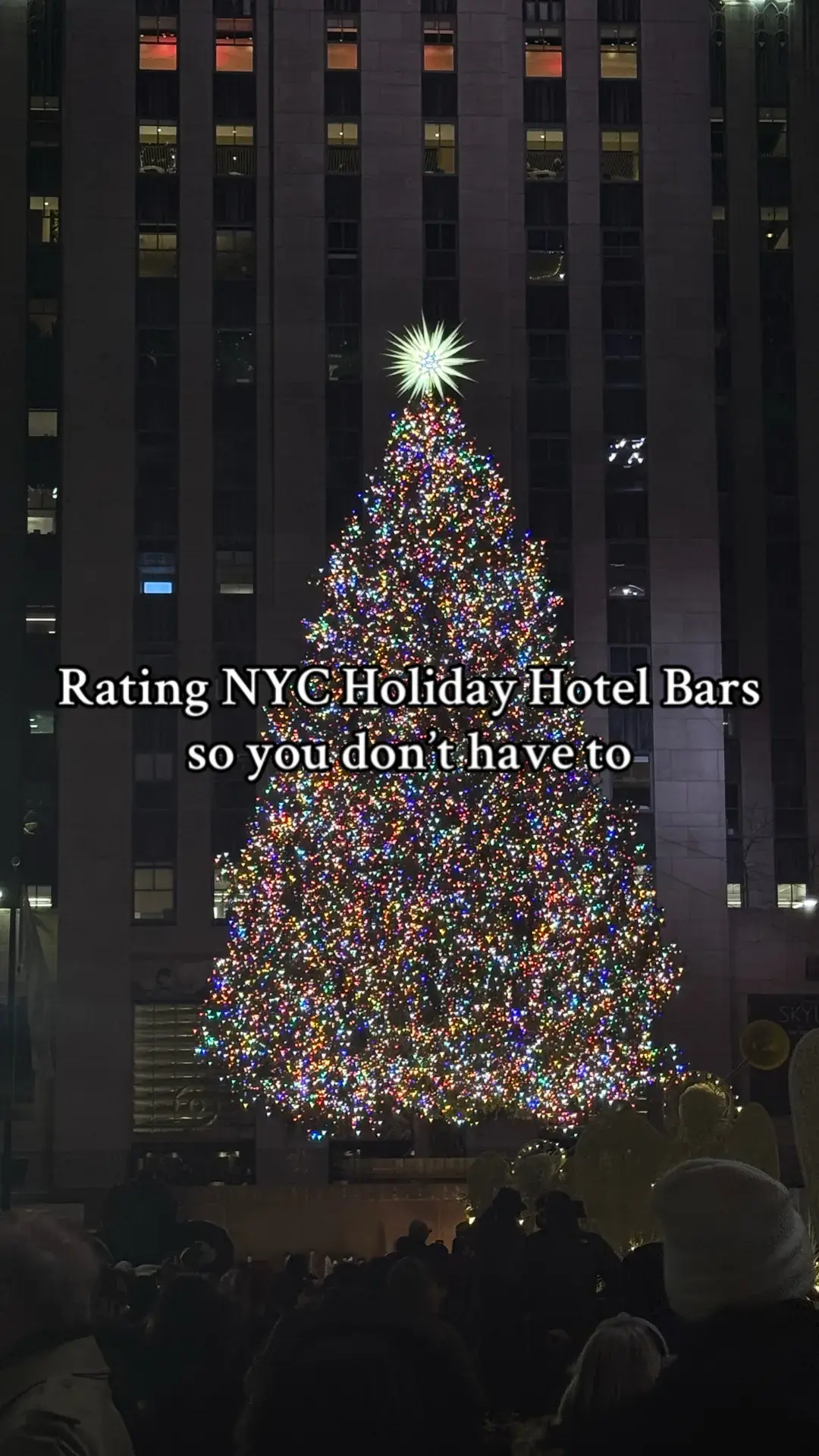 Rating popular luxury hotel bars for the holidays #thecarlyle #thecarlylehotel #nychotels #stregishotel #baccarathotel #themarkhotel 