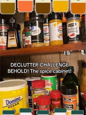 #spicecabinet #declutter #cooking #challenge #spices #kitchen #kitchencabinet 