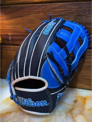 Better Baseball Exclusive: “Ice Box”🥶 Wilson A2000  12.75” 1799 #BallplayersKnow #stickballplayers #baseball #baseballboys #softball #baseballgear #A2000 #softballbat #baseballglove #rawlingsbaseballgloves #mizuno #2025baseballbat #wilson 