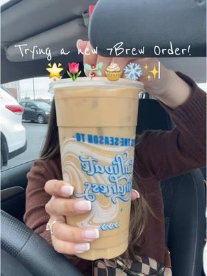 Ok i love this one a lot it might be a new fav!! @7brewcoffee #coffeereview #coffeetastetest #icedcoffee #icedcoffeeorder #7brew #gingerbreadlatte 