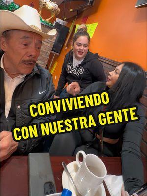 Aquí disfrutando un rico desayuno en El Mezquite Mexican Restaurant con mi novio @Pedro Rivera y grandes amistades @Radio I chicago 112.3 FM #lanoviadedonpedrorivera #nataly #donpedrorivera #pedrorivera 