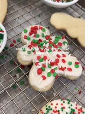 Tap the link in bio for my Easy No-Chill Cut-Out Sugar Cookies recipe! 🍪 Make sure y'all have cookies to put out for Santa in a week! 😋🎅🏻⏳ #sugarcookies #cookies #christmas #christmascookies #cookiedecorating #EasyRecipes 