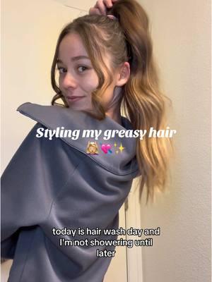 Greasy hair 🤝 ponytails #MomsofTikTok #momtok #momcontent #hairtok #hairstyle #ponytailtutorial #greasyhairstyle #greasyhair #hairstyles 