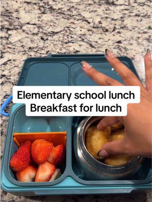 Pack my elementary school daughters lunch with me. She requested breakfast for lunch today in her lunchbox so I made a chicken and waffles. ##lunchbox##lunchboxideasforkids##lunchboxideas##lunch