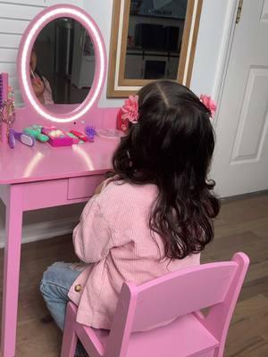 El regalo perfecto para tu princesa 🥰👑 #vanityparaniña #vanityrosa #vanitypink #vanitygirl  #DrBiocare #Tribesigns #EROMMY 