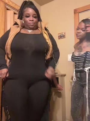 #trippieredd  #tripout  #ugotmetrippin #curvy  #curvytiktok  #curvybodies  #bigbeautifulwomenproudofit  #fyp  #fyppppppppppppppppppppppp  #viralvideo  #everyone  #mydaughterismyworld  #girlsjustwanttohavefun  #funnyvideos #funnymoments  #icantdance  #helpmeplease  #lol 