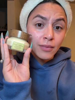 Have you tried this yet??? #farmacy #farmacymoisturizer #moisturizer #honey #skincare #holidayhaul 