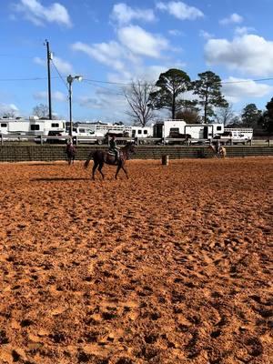 #harpernelson #9yroldbarrelracer #futurenfrchampion #barrelhorse #chasingbuckles #rodeogirls #shesbuildingherempire #shesmine #star⭐️⭐️ 