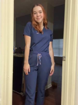 Loving my new scrubs from @DOLAN Scrubs 🫶🏻 amazing quality, super comfy and flattering. This is the CurveDistrict Pant and top, made to fit curvy bodies w a thoughtful waist to hip ratio. 10/10 recommend 🫶🏻 #dolanscrubs #scrubs #curvefit #curvyfit #curvy #healthcare #nurse #girlsinmedicine 