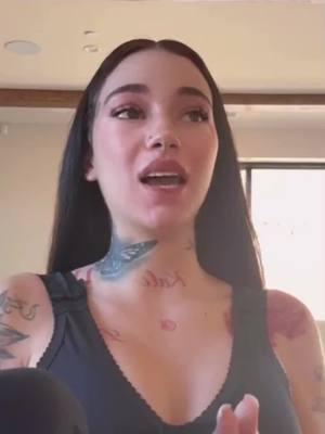 Bhad Bhabie Responds To Alabama Barker #bhadbhabie #alabamabarker #cashmeoutside #travisbarker #fypp #hollywoodwrapped #fypシ 