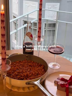 holiday night in with @ILIA Beauty  #holidaydinner #dinnerparty #hosting #ilia #grwm 