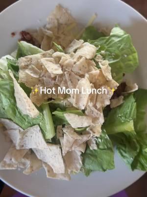 Enjoy besties #lunchideas #MomsofTikTok #hotmomclub #tacosalad @Siete Foods 