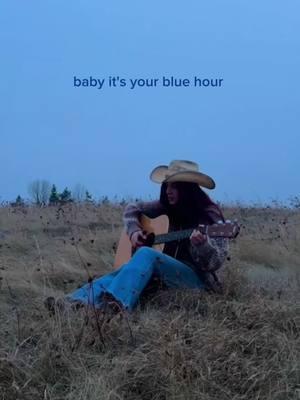 little bit of a new song I wrote called Blue Hour 💙 #singersongwriter #songlyrics #country #bluehour 