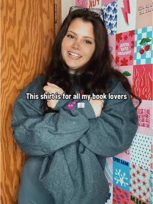 Did it work? #books #bookish #booklover #booktropes #bookishvibes #bookssweatshirt #bookishtee 