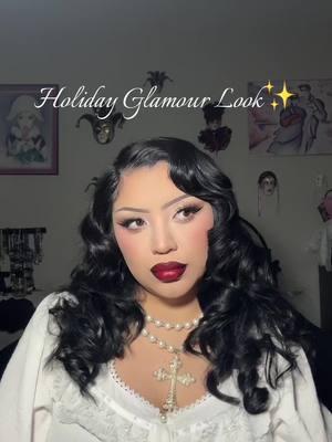 🎄❤️ 💚 #makeup #fyp #foryou #fypage #makeuptutourial #hairtutorial #retroglamour #retrolook #glamour #pinup #pinupstyle #pinuphair #holidaymakeup #holidayhair 