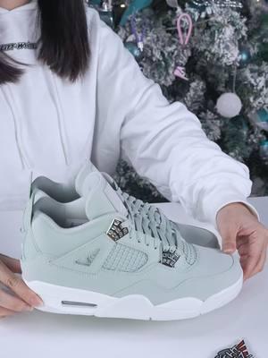 Jordan 4 Seafoam Sail #sneakers #fypage #sneakerhead #linkonmybio #sneakerunboxing #snkrunboxing #jordan #jordan23🏀 #jordan4 #jordan4s #jordan4sb