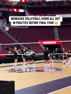 How about this Nebraska volleyball rally in practice before the Final Four?! 🤯 #ncaavolleyball #nebraska #collegevolleyball #nebraskatok #huskernation #huskervolleyball 