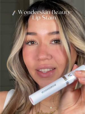 @Wonderskin Beauty Lip Stain in Whimsical 😍😍 #lipstain #wonderskin #lipproducts #peelinglipstain #paratilatino #naturalmakeuplook #easymakeuproutine 