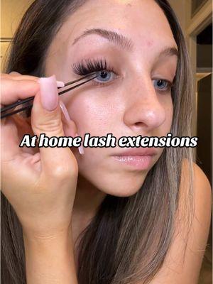 love love love these!!! @VEYESBEAUTY #veyesbeauty #veyeslashes #athomelashextensions #lashextensionsathome #lashtutorial #invisiblebandlashes #eyelashes #diyeyelashes #ad 