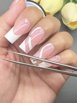 Nail art tutorial#nails #nailtutorial #gellen #solidgluegel #pressonnails #nailart #nailtips #naildesigns #nailpolish #nalis #🔥🔥foryou #solid #🔥🔥🔥 #🔥 #gel #glue #nailglue @Gellenlover 