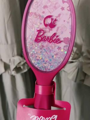 Cepillo de barbie muy bonito nos encanto a nosotras  asi que ordenale el suyo a tu princesa. #barbie #detangling #hair #brush #cepillo #barbiebrush #cepillobarbie #viralvideo #fyp 