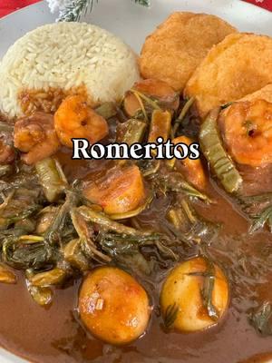 Besides Tamales, Romeritos is one of the most traditional Mexican dishes during Christmas and Eater. #romeritos #mexicanfood #traditionalfoods #holidays #abuela #saltycocina 