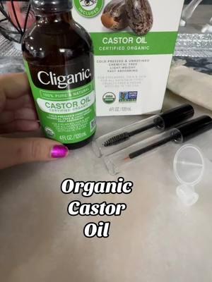 Organic castor oil 😌 #castoroil #organic #yesplease  #eyebrows #lashes #castoroilbenefit #cliganic 