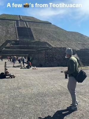 Chexk out these snaps from Teotihuacan 📸 Tip: Go as early as possible. The tour buses areive around 11am  #mexicocity #greybeard #teotihuacan #thingstodo