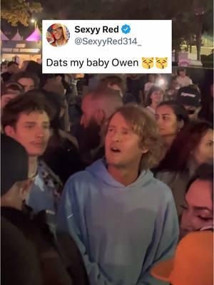 Owen Wilson was so mesmerized by @Sexyy Red’s set at @@Rolling Loud he couldn't even muster a "wow." But you know he was thinking it 😂 (📹 via @@Alex ##wow##rollingloud##sexyyred##owenwilson##legendary