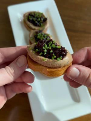 Chicken Liver Crostini with “Porthattan” For the cocktail: 2oz ruby port 1oz Rye 0.5oz @cointreau_us  0.5oz lemon juice Cocktail made on the @barsys.inc 360 See yesterdays post for the chicken liver recipe For the port onions: 1 yellow onion small diced 1Tbsp @algaecookingclub oil 1/2 bottle ruby port Salt to taste @Algae Cooking Club @Team Mauviel1830 @Barsys Cocktails  #food #Foodie #foodies #Recipe #recipes #Receta #comida #cocina #cooking #cookingvideo #cookingvideos #cookingreel #cookingreels #chef #finedining #foodporn #chefalextrim #privatechef #EasyRecipe #canape #canapes #appetizer #entertaining #holiday #holidays #cocktail #port #manhattan