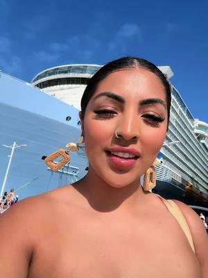 It was actually day 2 being on the cruise hehe. We had lots of fun🤩 #day2 #cruise #royalcaribbean #nassaubahamas #beach #bahamas #cruises #royalcruise 