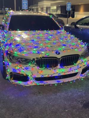 Beautiful M550 decorated for the holidays #bmwmotorsport #bmwlove #m550 #5series #christmaslights #msport #v8 #holidaycheer #festive #bmwm550