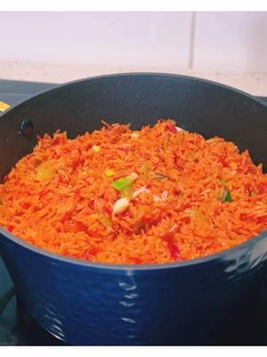 Beet Root Rice Recipe #beets #rice #foryoupage #ricemeal #EasyRecipe #cooking #holidayrecipe #ghanaians #foodtiktok #fyp #ghana #ghanaians #foryourpage #ghanatiktok🇬🇭 #goviral #goviral 